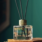 شیشه عطر خوشبو کننده محیط طرح ای که بویت می برد جان را ز تن - رایحه لوندر
